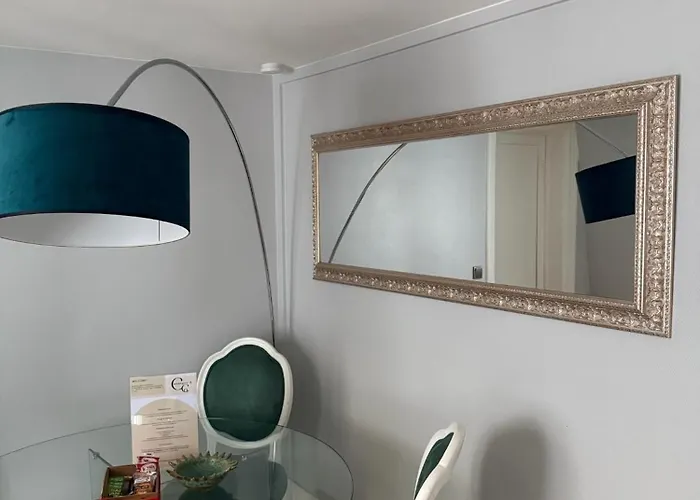 Splendid Louvre 1st District